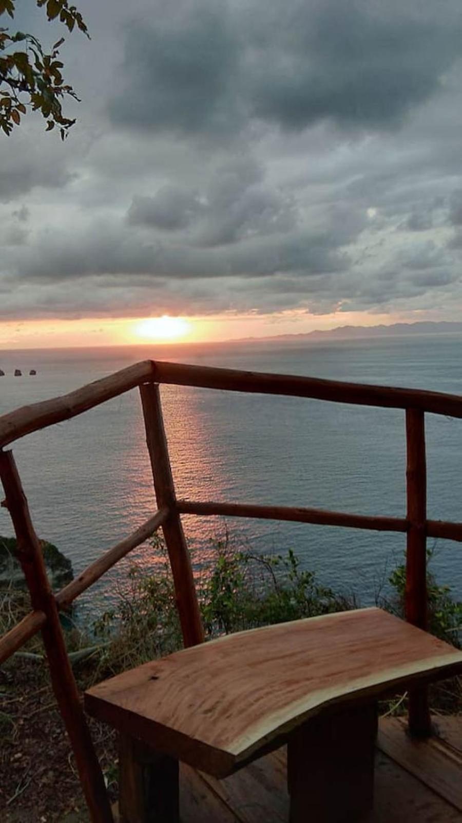 Eco-Tourist Dreamstay Treehouse Tanglad Exterior photo